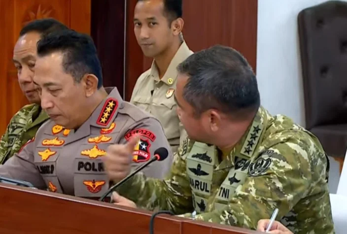 Presiden Tegaskan Penanganan Karhutla Riau, Kodam XIX Tuanku Tambusai Perkuat Operasi Darat dan Udara