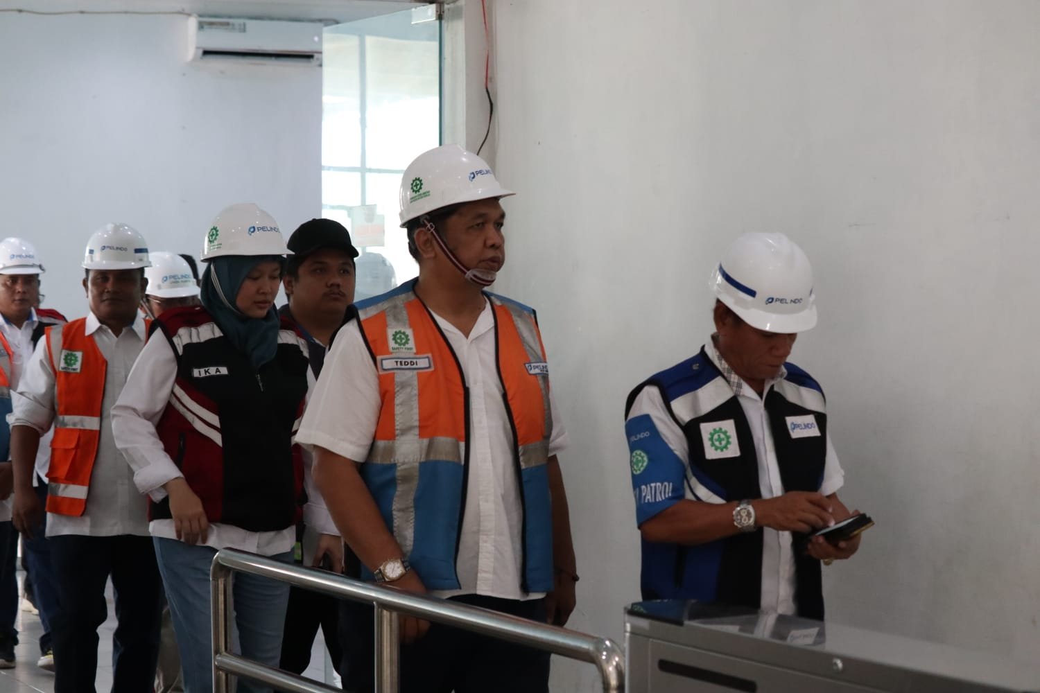 Manajemen Pelindo Grup Dumai Tinjau Langsung Aktivitas Operasional Pelabuhan