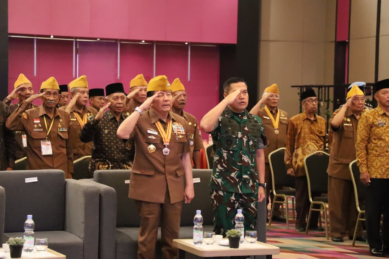 Pangdam XIX/Tuanku Tambusai Hadiri Musda XI LVRI Riau, Perkuat Semangat Kejuangan Veteran