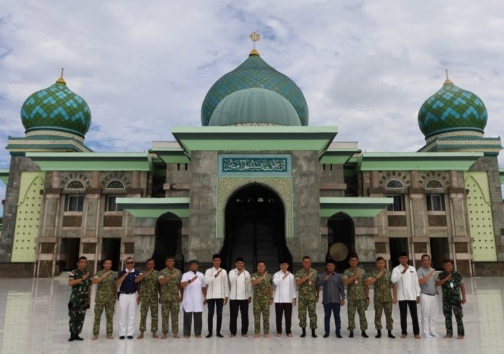 Pangdam XIX/Tuanku Tambusai Pimpin Anjangsana HUT ke-81 TNI, Perkuat Harmoni Lintas Agama dan Adat di Riau