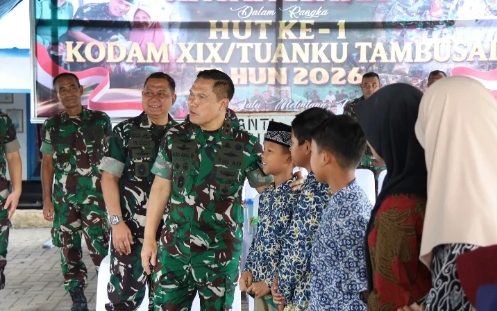 HUT Ke-1 Kodam XIX Tuanku Tambusai, Pangdam Berbagi Kebahagiaan Bersama Anak Panti Asuhan